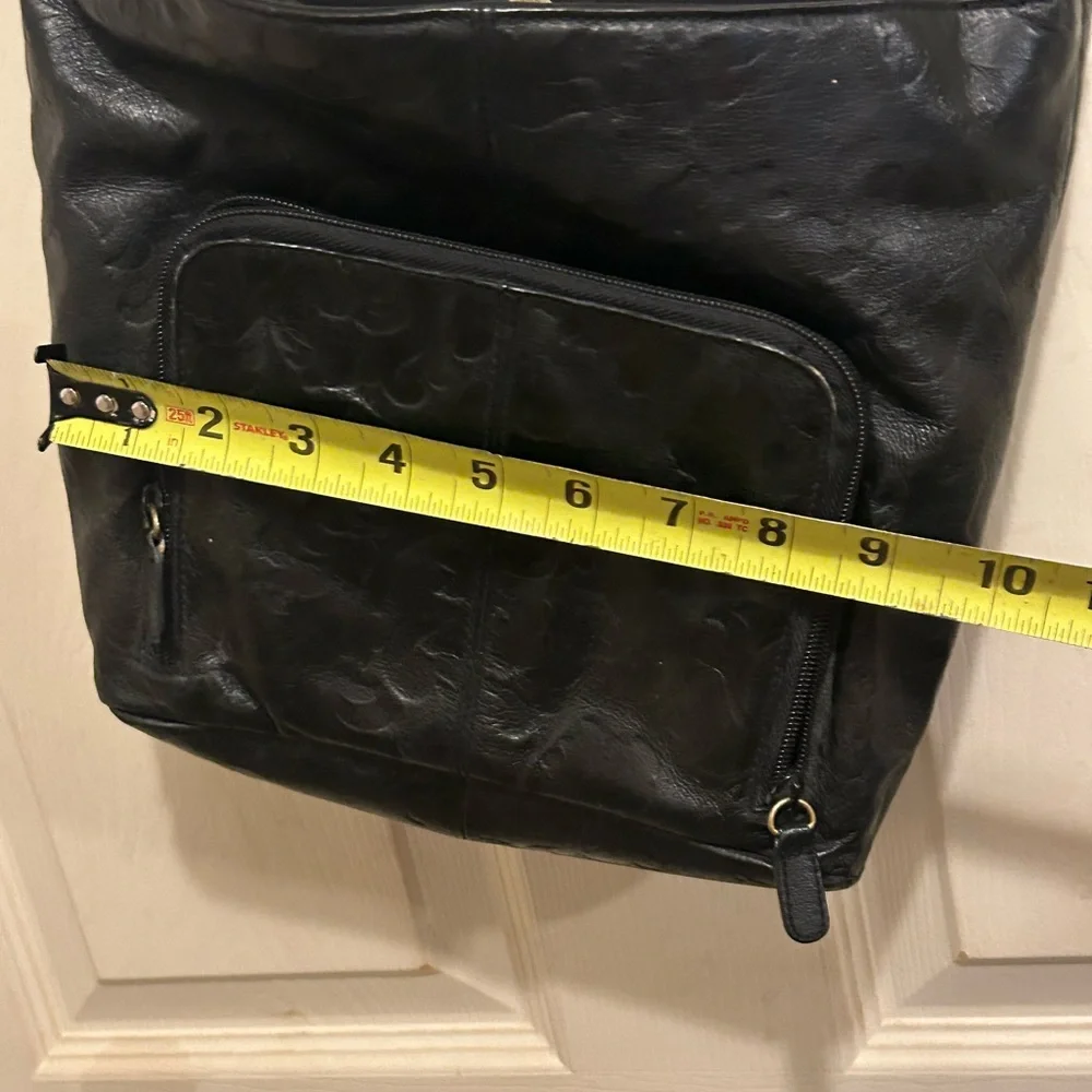 St. John’s Bay-Embossed Leather shoulder bag